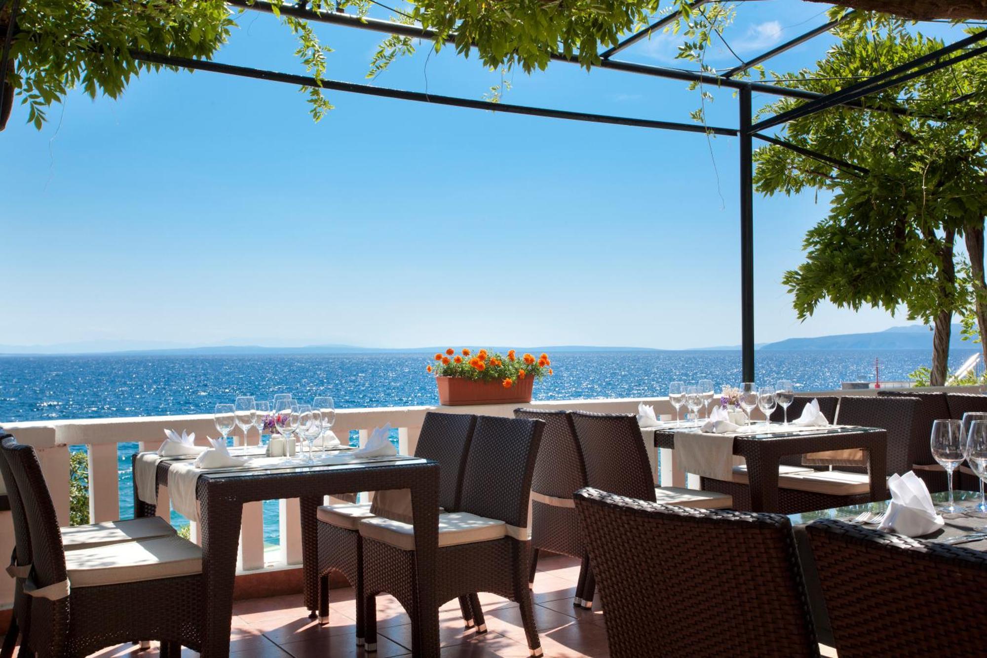 Hotel Kristal - Liburnia Opatija Exterior foto